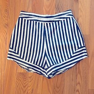 WAYF Striped Nautical High Waist Summer Shorts  Navy White size M
